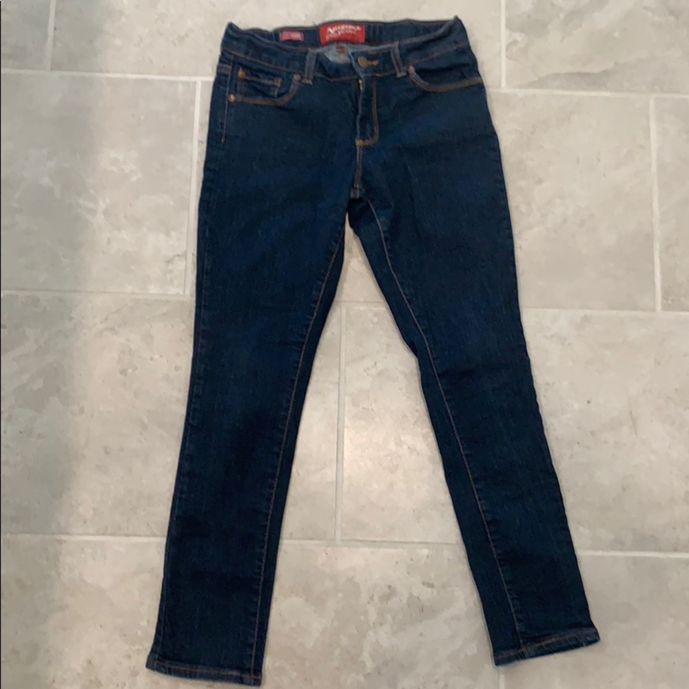 Dark blue Jeans